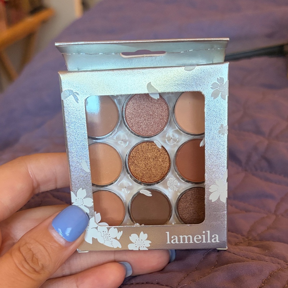 Lameila Neutral Brown Eyeshadow Palette - 9 Shade Warm Browns